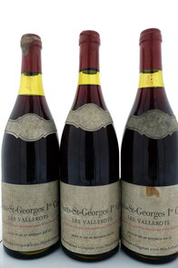 Nuits Saint Georges er Cru Les Vallerots 1976